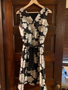 Black & Cream Midi Dress with Pockets